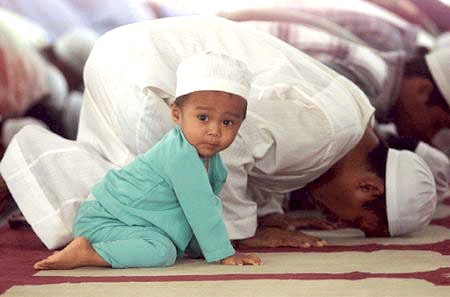 muslims praying mosque 3